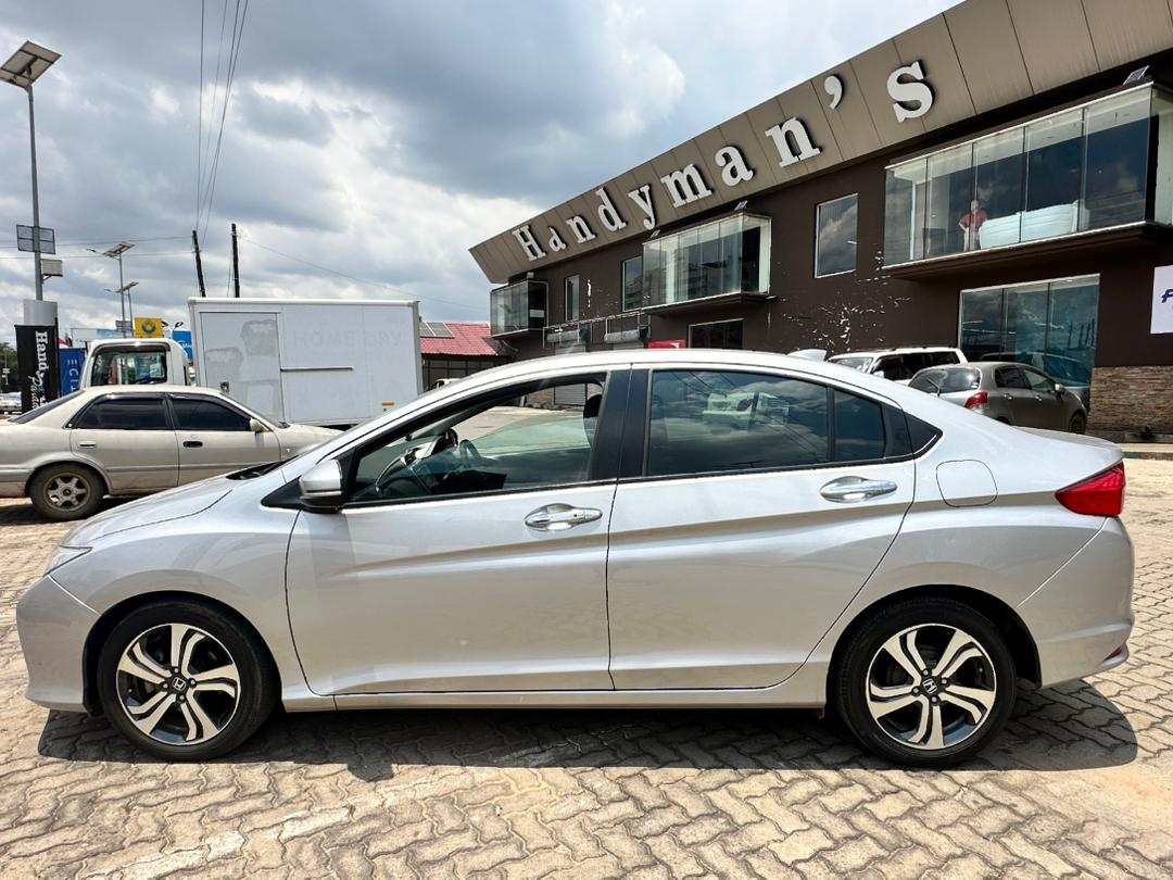 Honda City 2015 - Interior